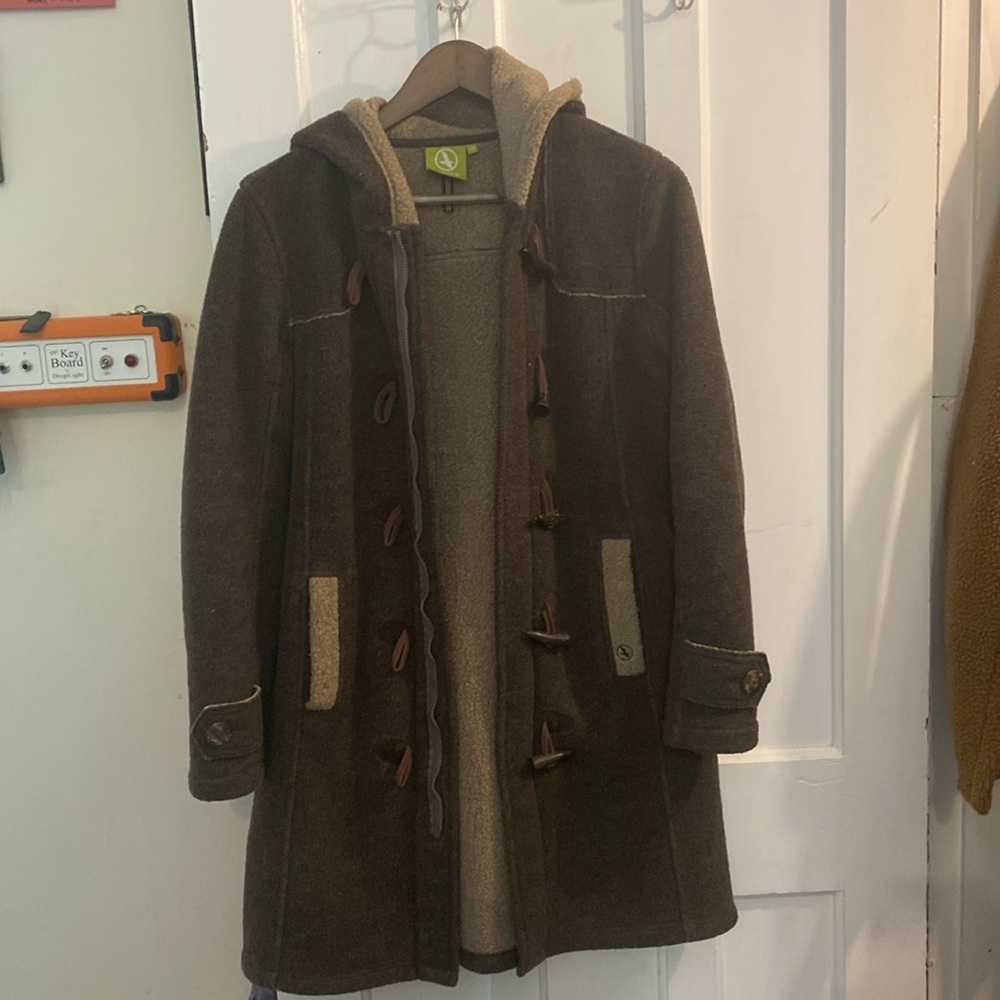 Aigel Warm brown tone polertec hooded long fleece jacket, toggles and zipper